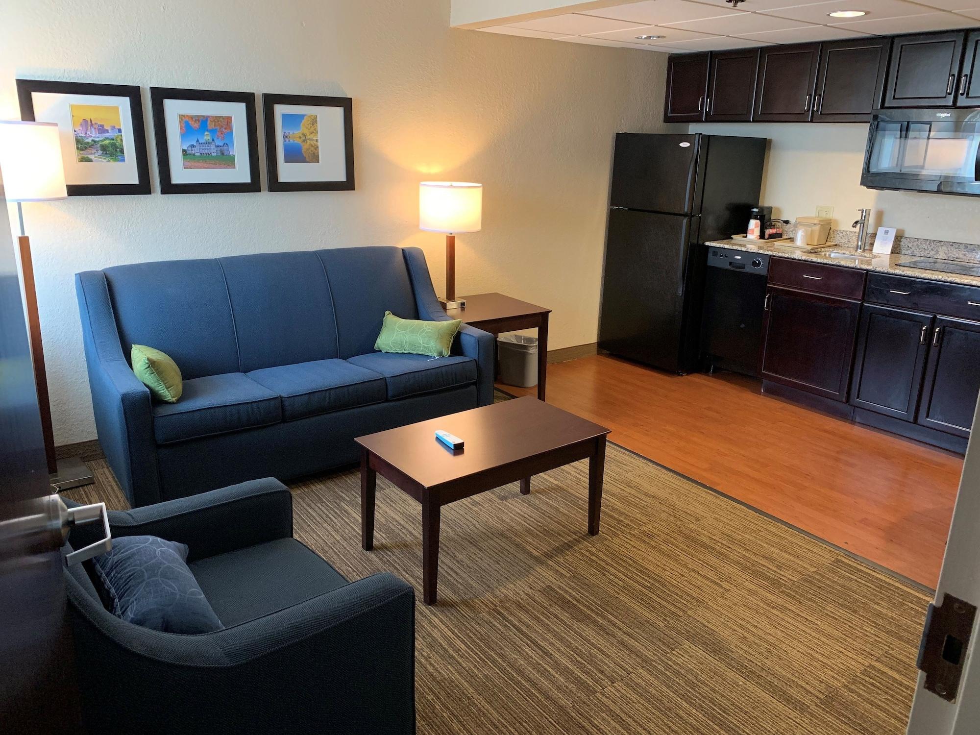 Comfort Inn & Suites East Hartford - Hartford Extérieur photo