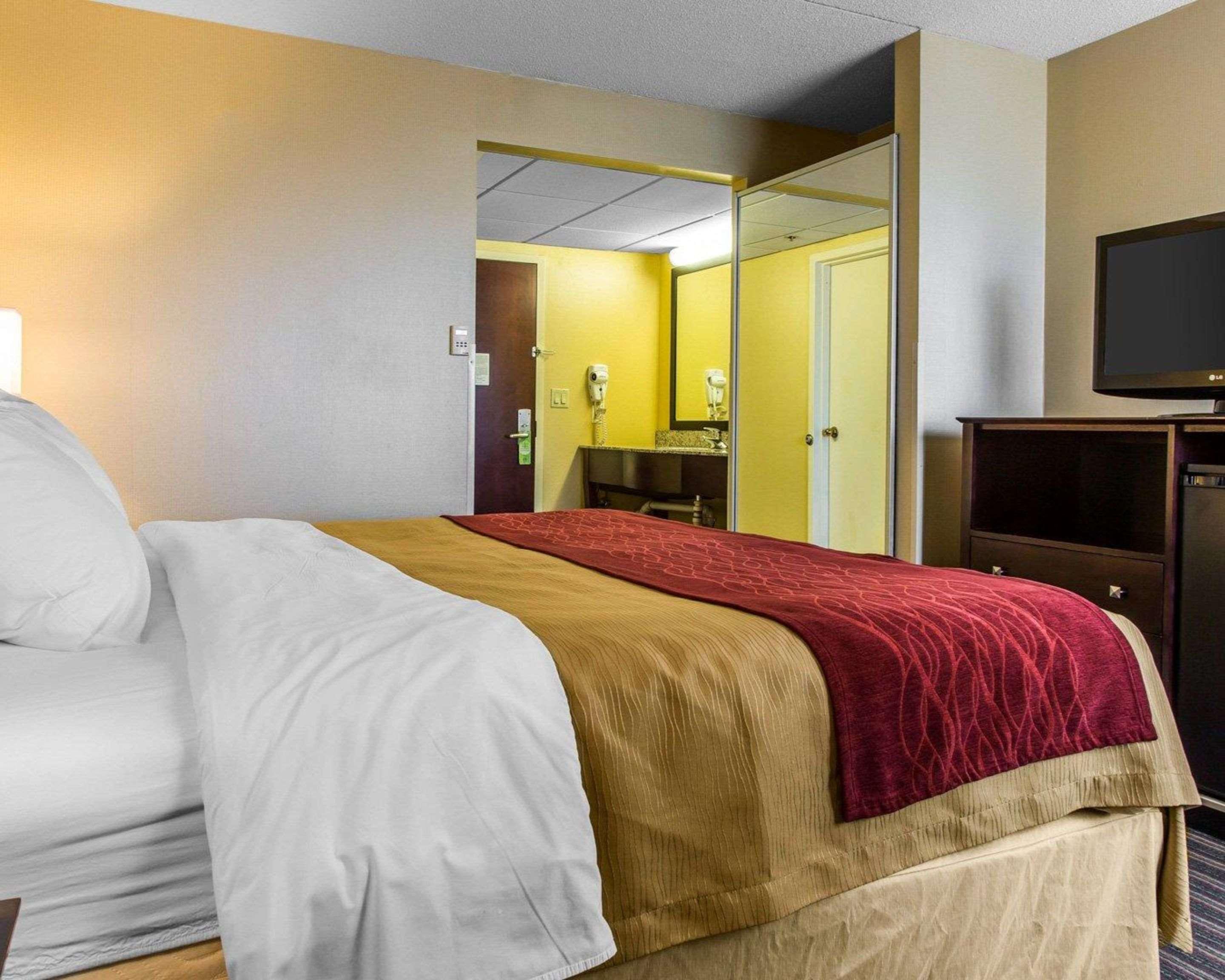 Comfort Inn & Suites East Hartford - Hartford Extérieur photo