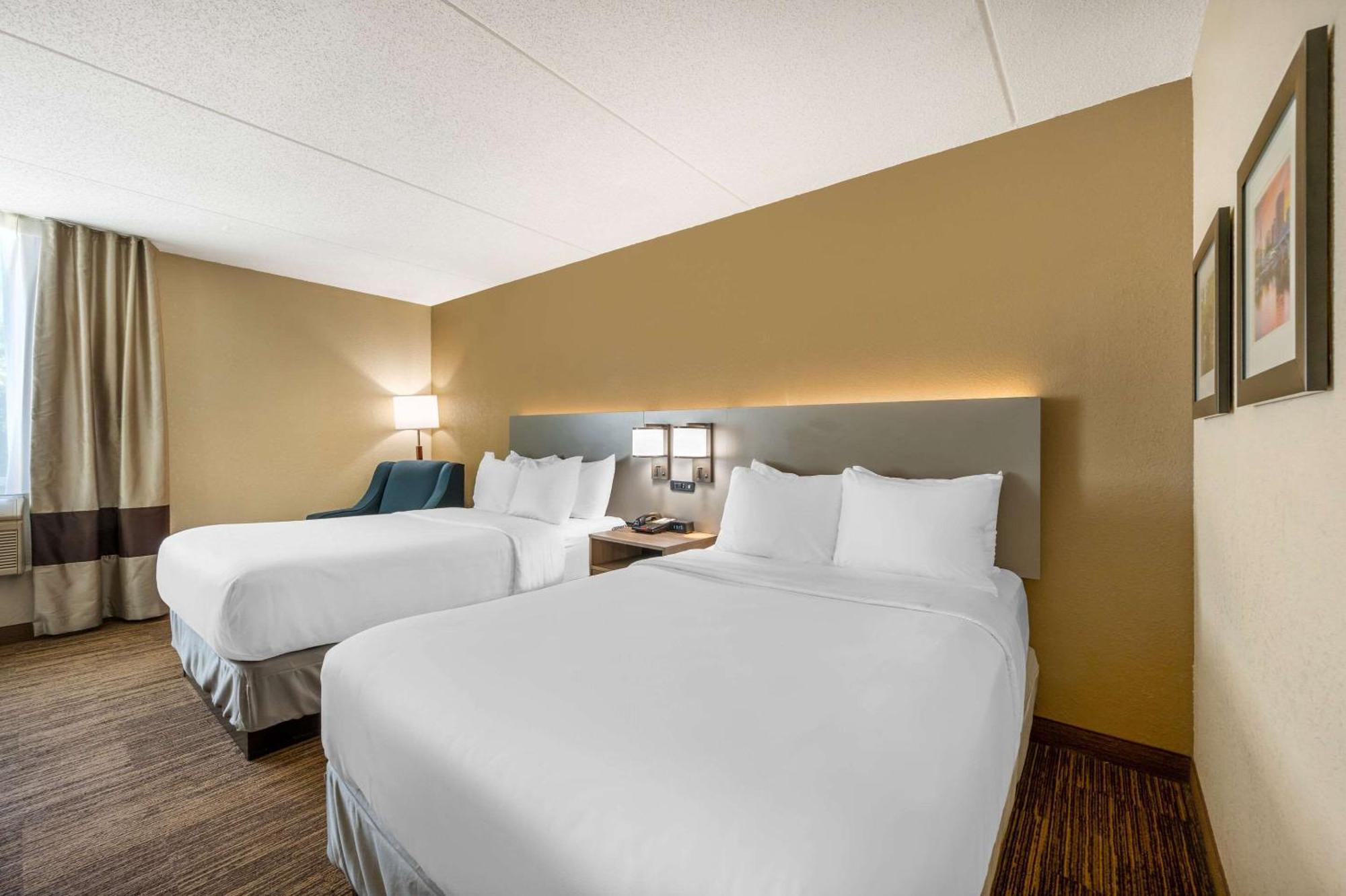 Comfort Inn & Suites East Hartford - Hartford Extérieur photo