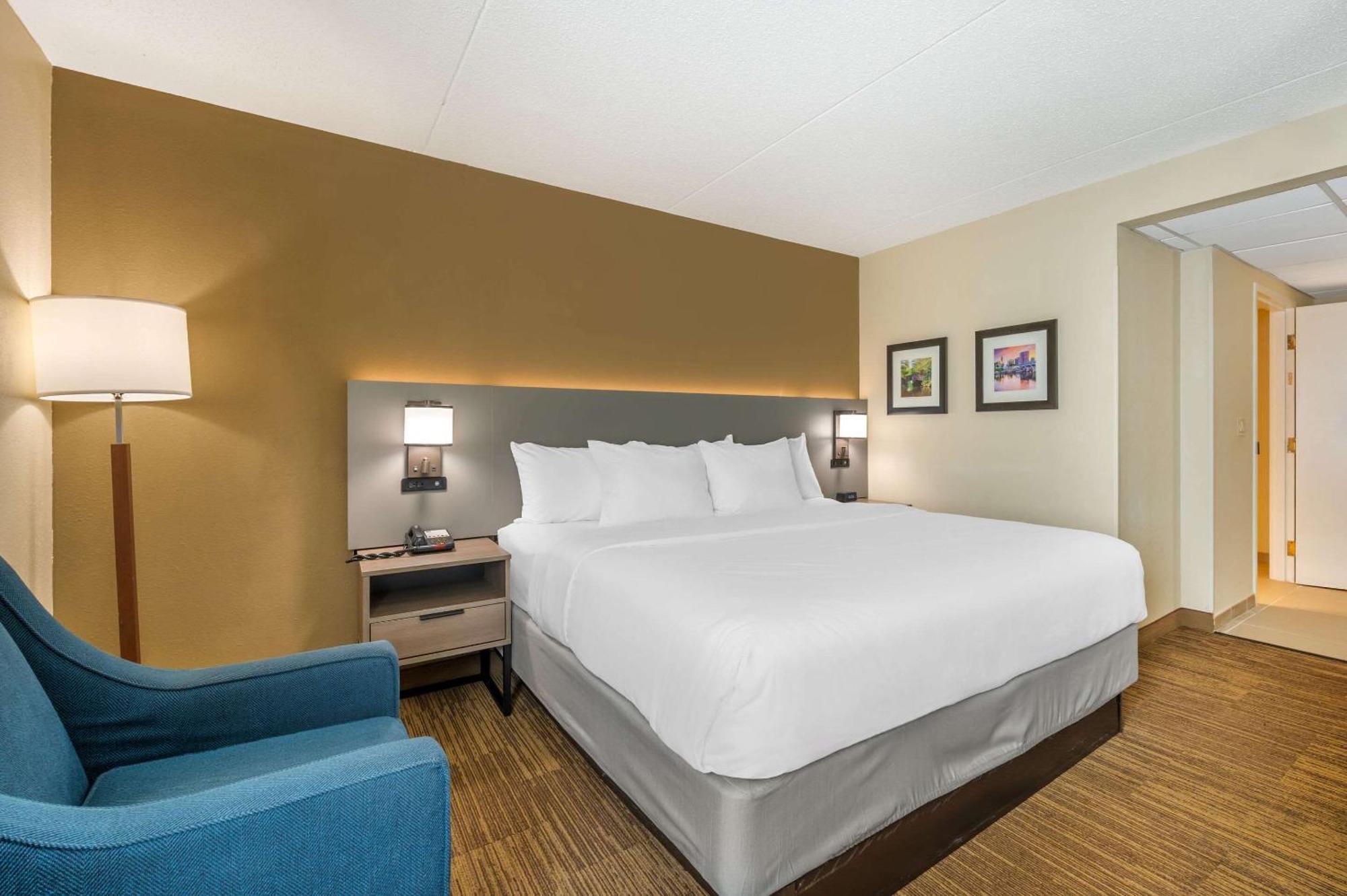 Comfort Inn & Suites East Hartford - Hartford Extérieur photo