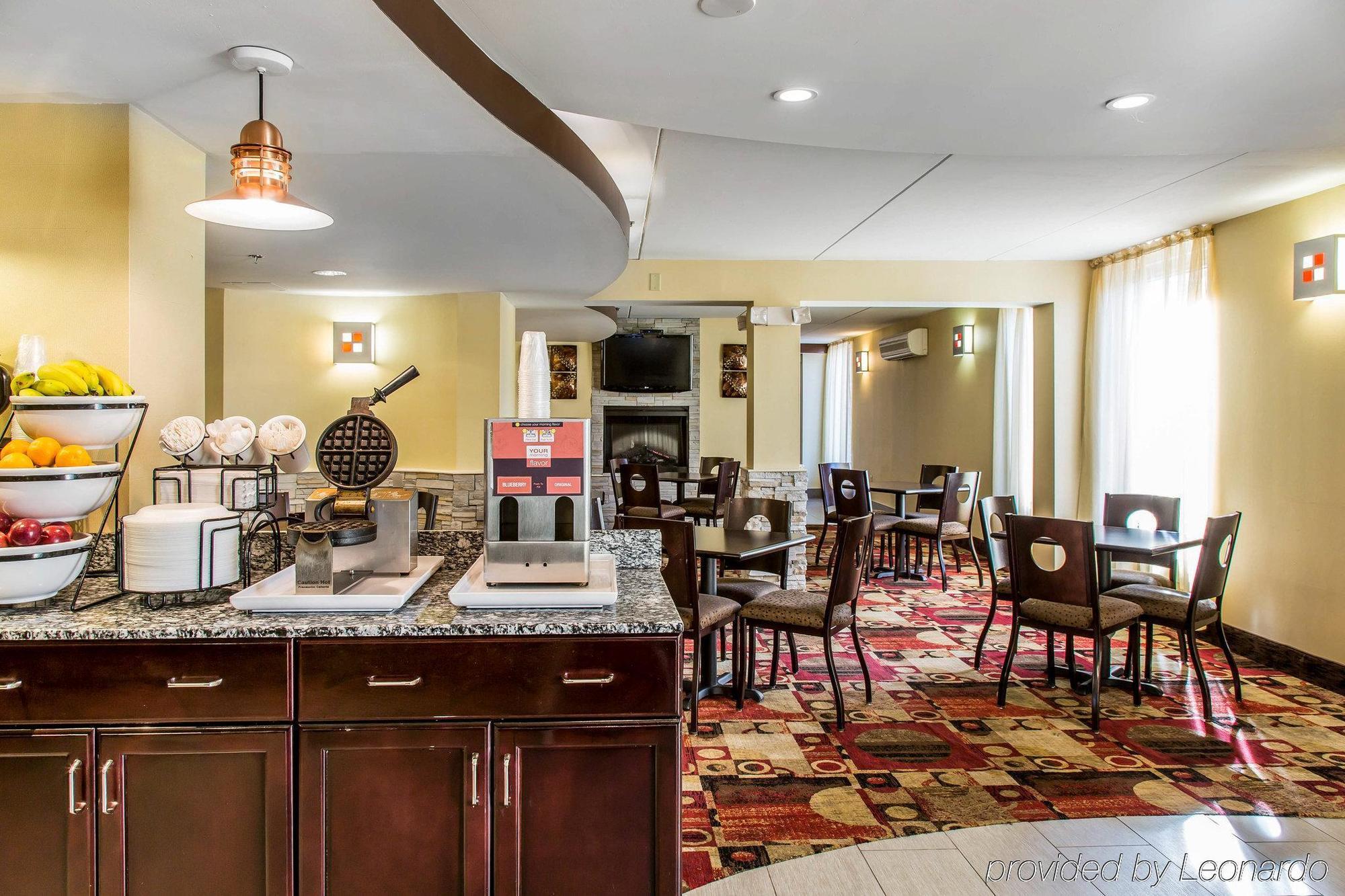 Comfort Inn & Suites East Hartford - Hartford Extérieur photo